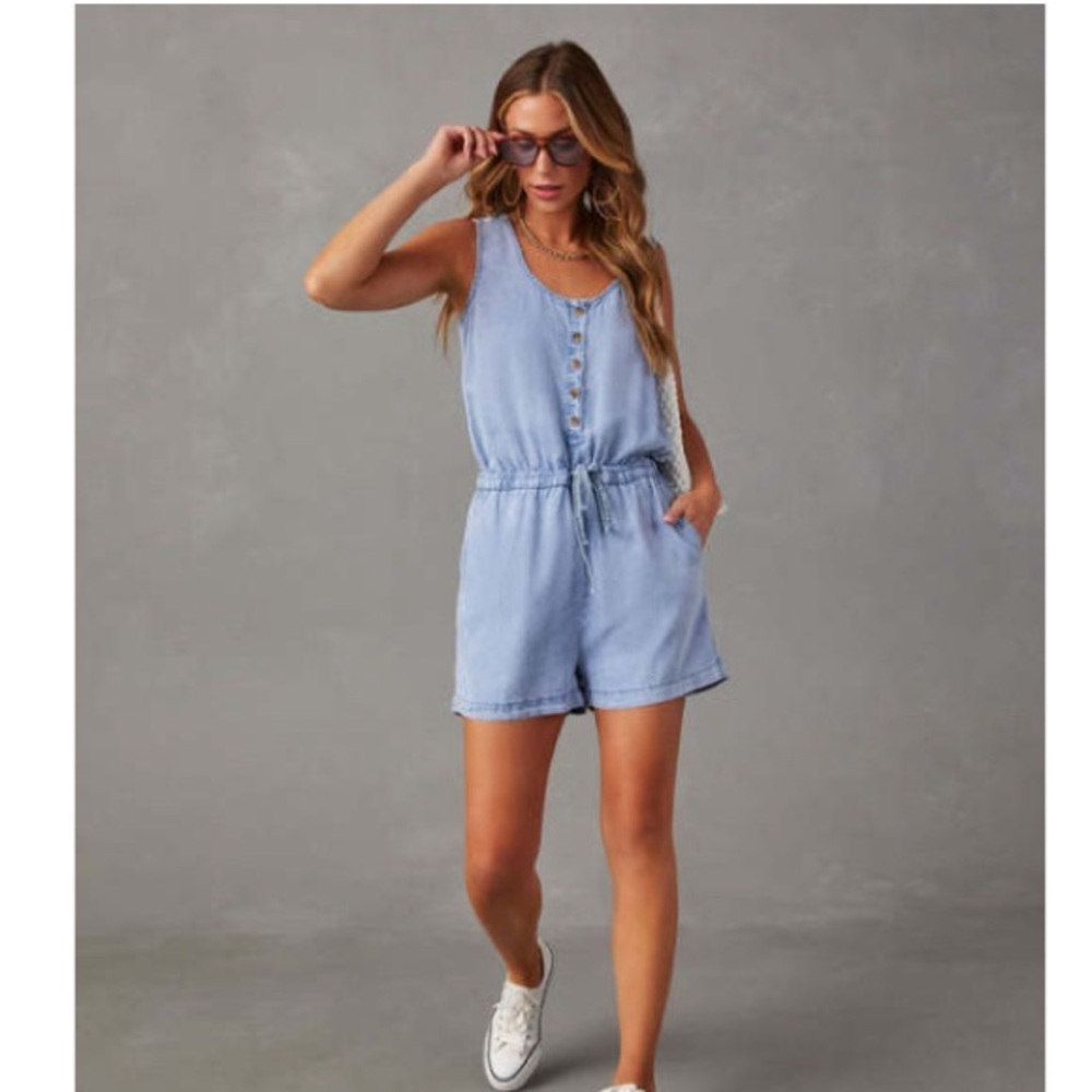 Vici light denim romper